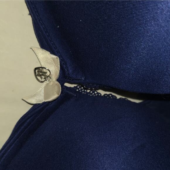 Victoria Secret body by Victoria Push Up 34D Blue Padded Back Closure Underwire - Picture 6 of 8